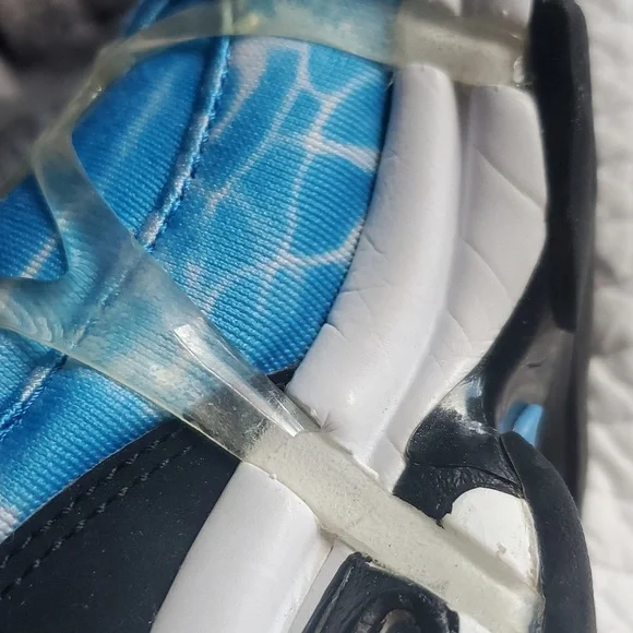 Nike Air Kikini SE Men's Shoes - Picture 10 of 11